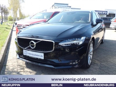 Volvo V90 D3 Momentum – Business-Licht-Familien-Winter